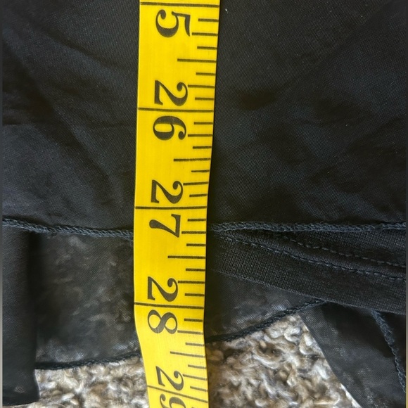 Tina Stephen’s NWT tie back silk tank made in Italy- One Size - Picture 9 of 10